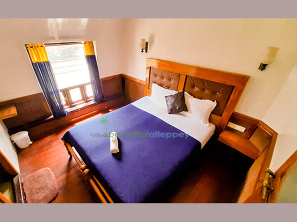 2bedroomhouseboat