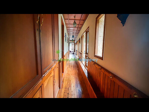 Side-Path Way