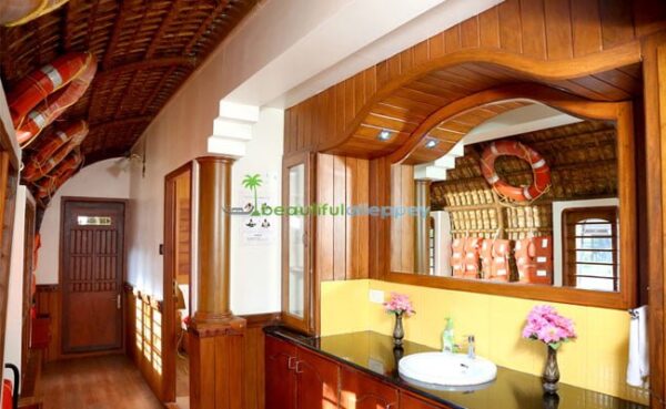 Boathouse-Alleppey