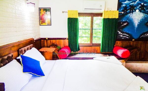 Alleppey Houseboat