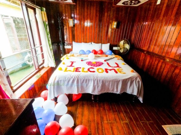 Deluxe bedroom