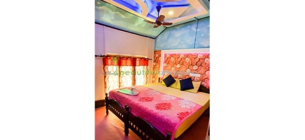 one bedroom houseboat