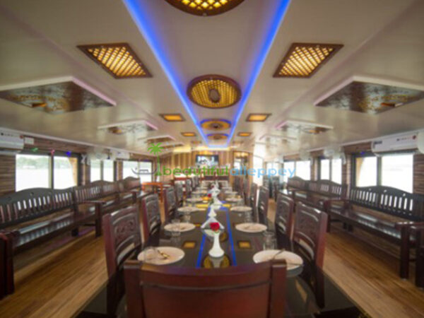 Upper deck Dining