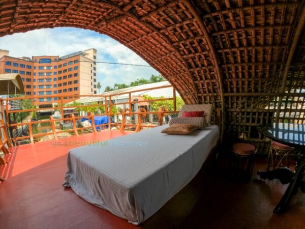 upperdeck-houseboat-alleppey