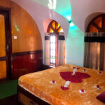 honeymoon 1 bedroom houseboat