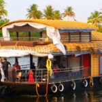 1 bedroom deluxe houseboat