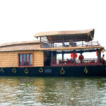 1 bedroom boat house tariff