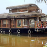 1 bedroom premium houseboat rate