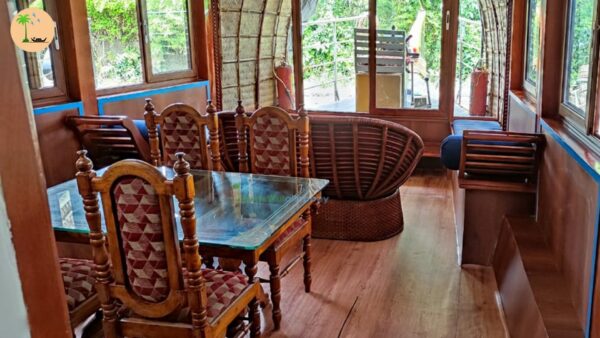 One Bedroom Deluxe Houseboat Code: BGR01 - Image 5