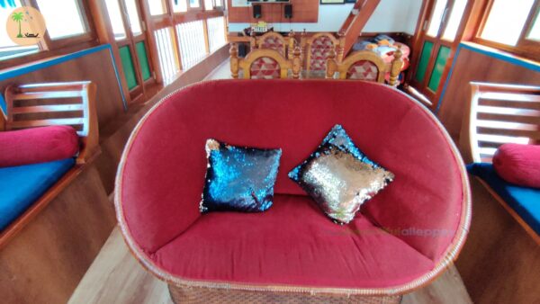 One Bedroom houseboat