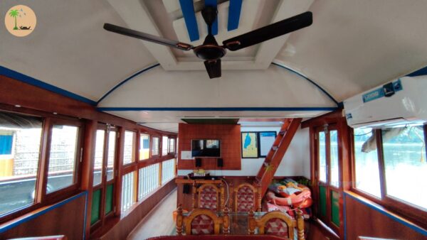 one bedroom houseboat