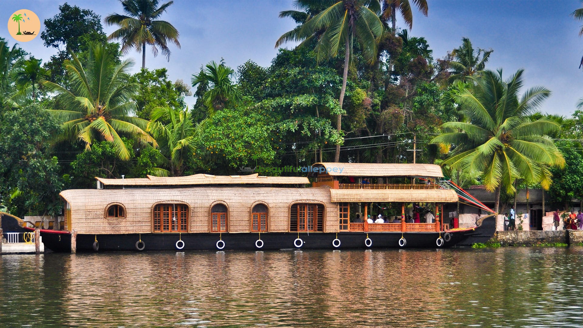 2 bedroom super deluxe houseboat