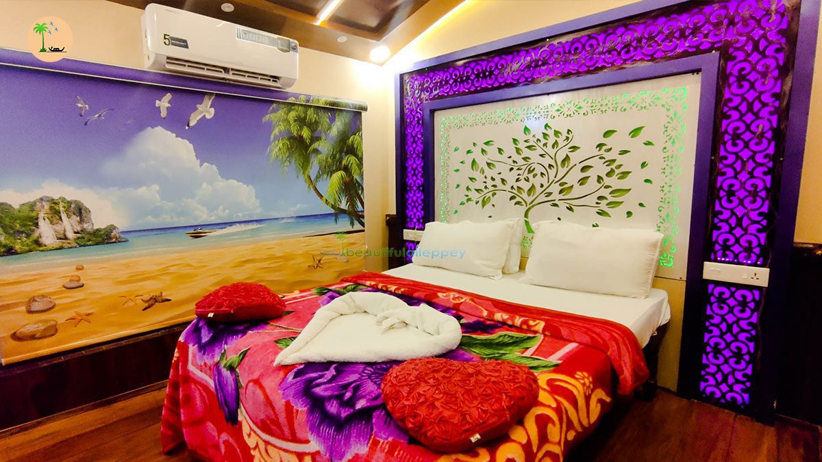 super deluxe houseboat