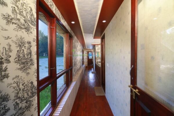 Two Bedroom Glass Covered Premium Houseboat Code: IPR02 - Image 4