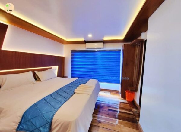Two Bedroom Super Deluxe Houseboat Code: IPR02 - Image 4