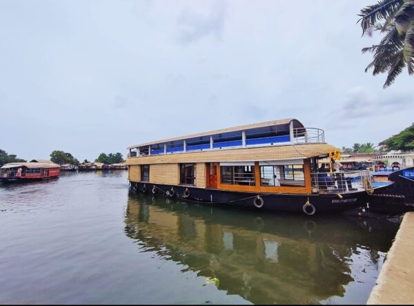 Two Bedroom Premium Houseboat