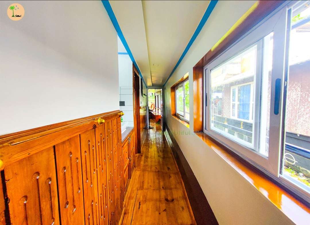 Nandhanam 2 bedroom Houseboat with upper deck
