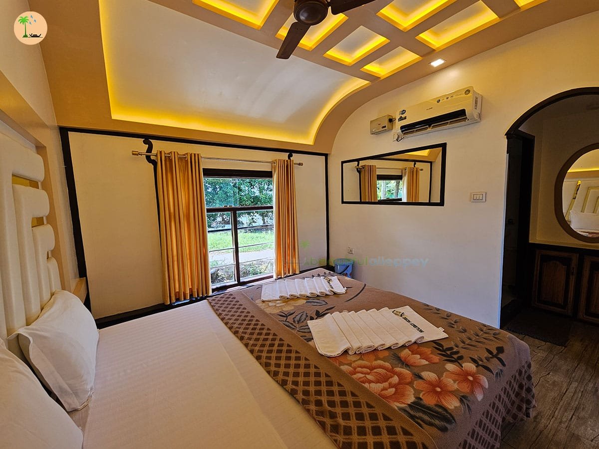 holiday_home_boathouse_alappuzha