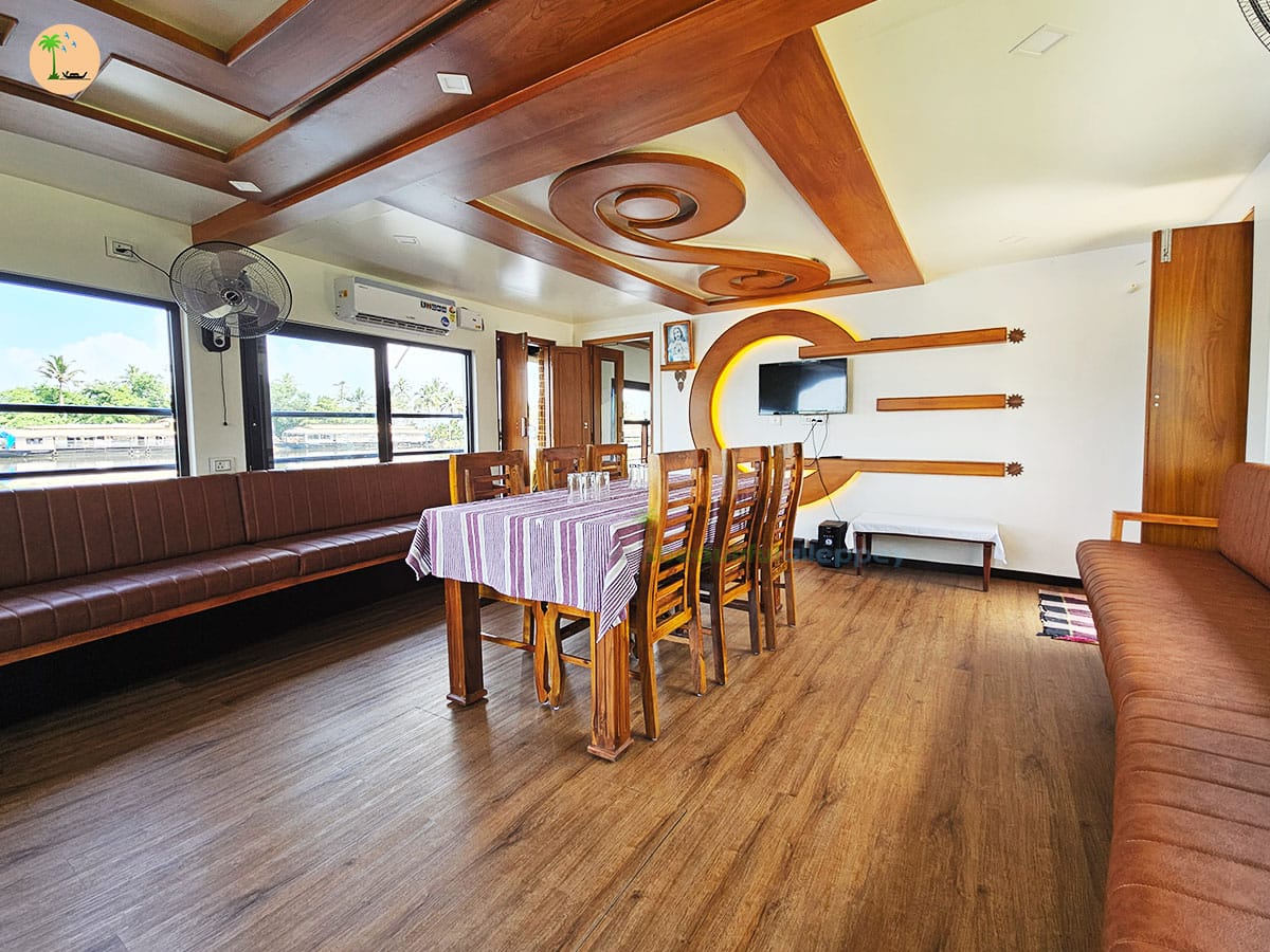 3 Bedroom premium_holiday_home_houseboat