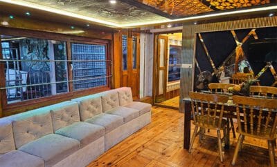 One Bedroom Premium Houseboat with Upper Deck Hbcode: BENZ01
