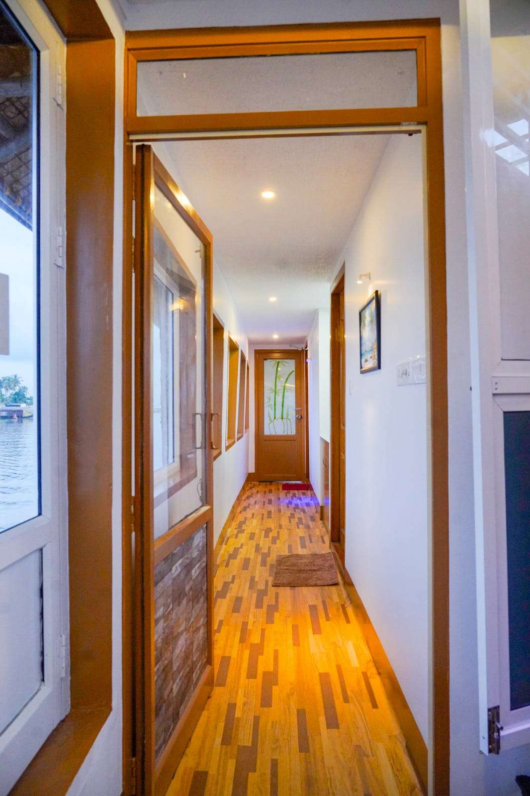 Two Bedroom Premium Houseboat with upper deck – BNU02