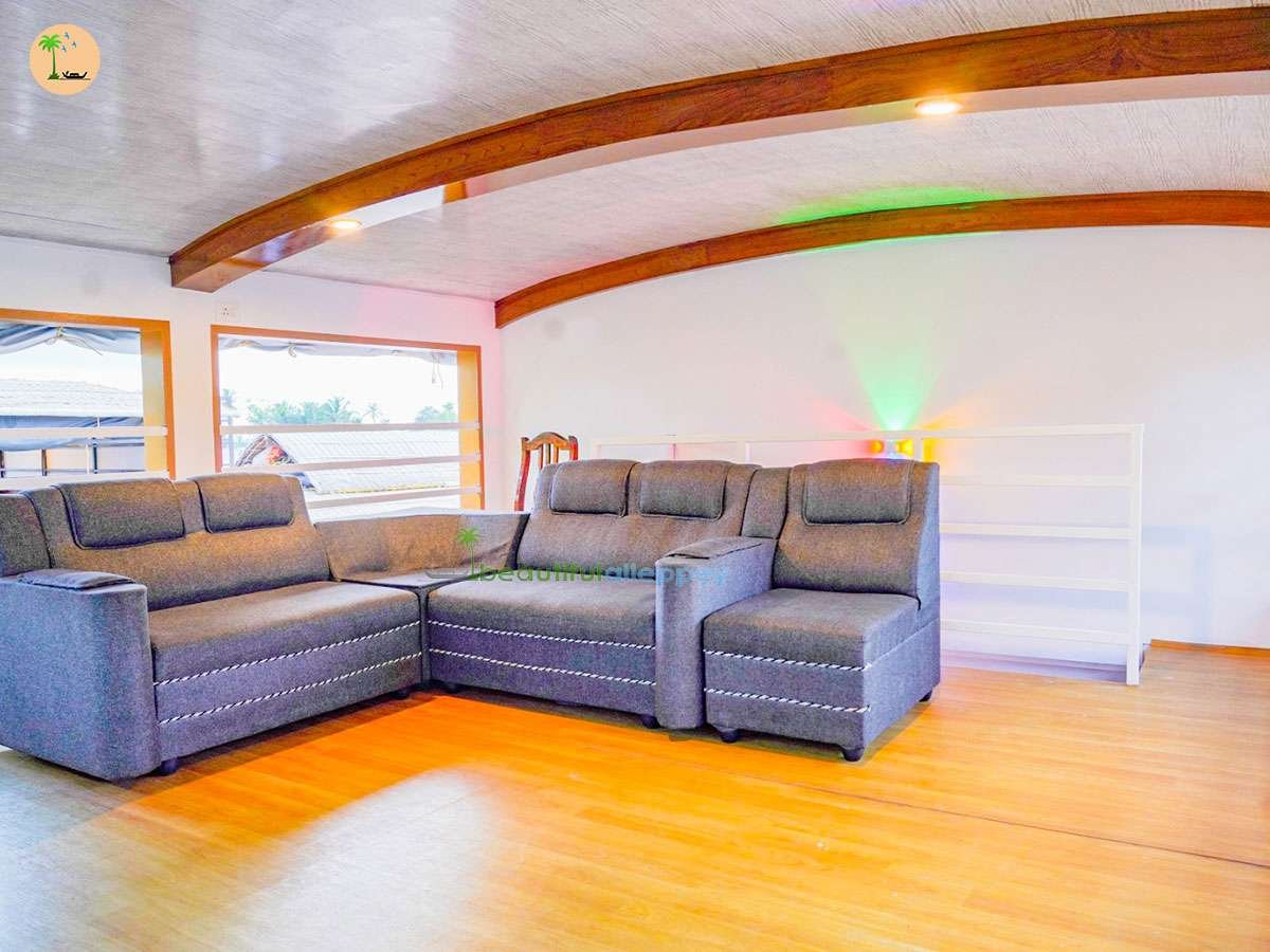Two Bedroom Premium Houseboat with upper deck – BNU02