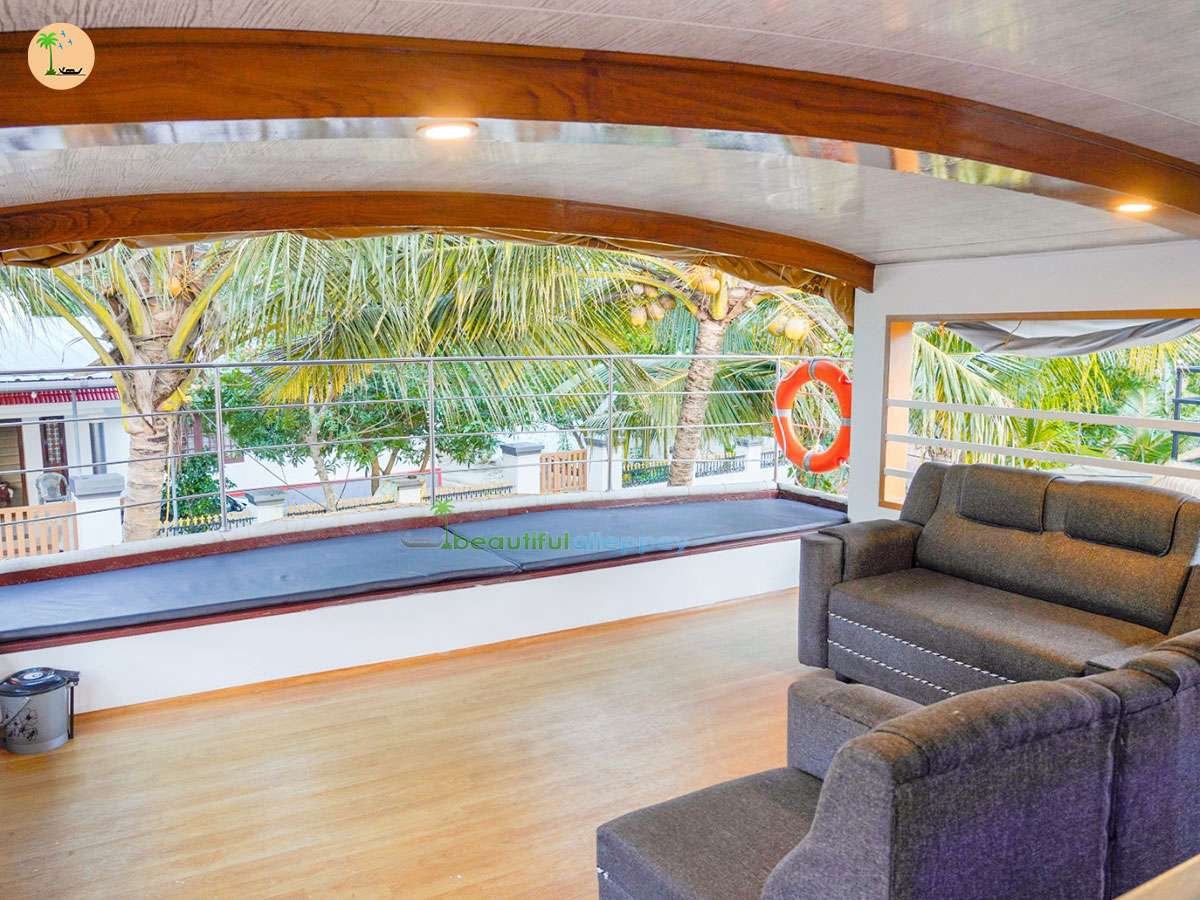 Two Bedroom Premium Houseboat with upper deck – BNU02