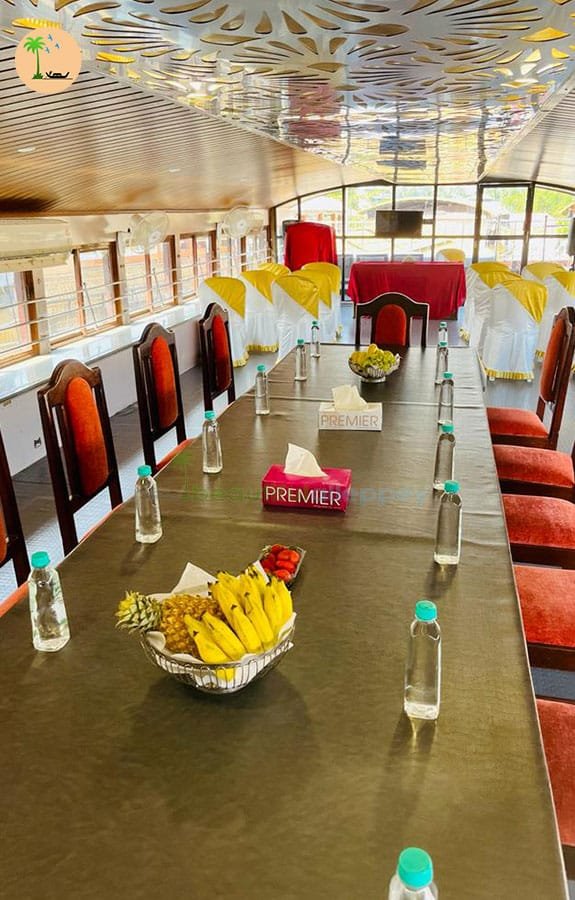 Six Bedroom Premium A/C Houseboat with upper deck – TRI06