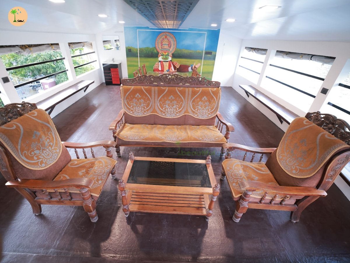 Two Bedroom Premium Houseboat with Upper Deck – LAKR02