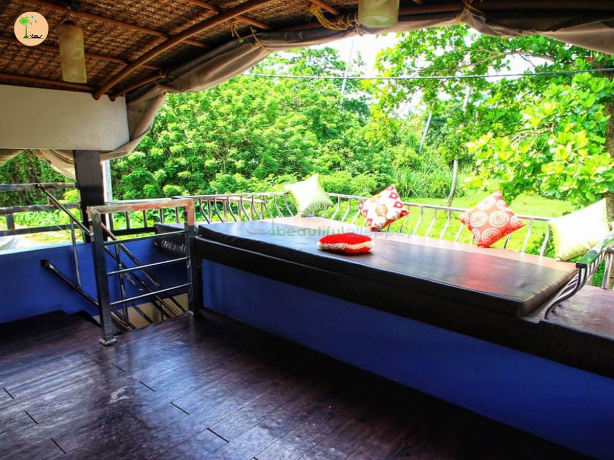 1 Bedroom upper deck boathouse
