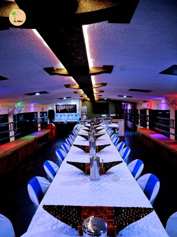 Six Bedroom Premium Houseboat with upper deck AQUA06