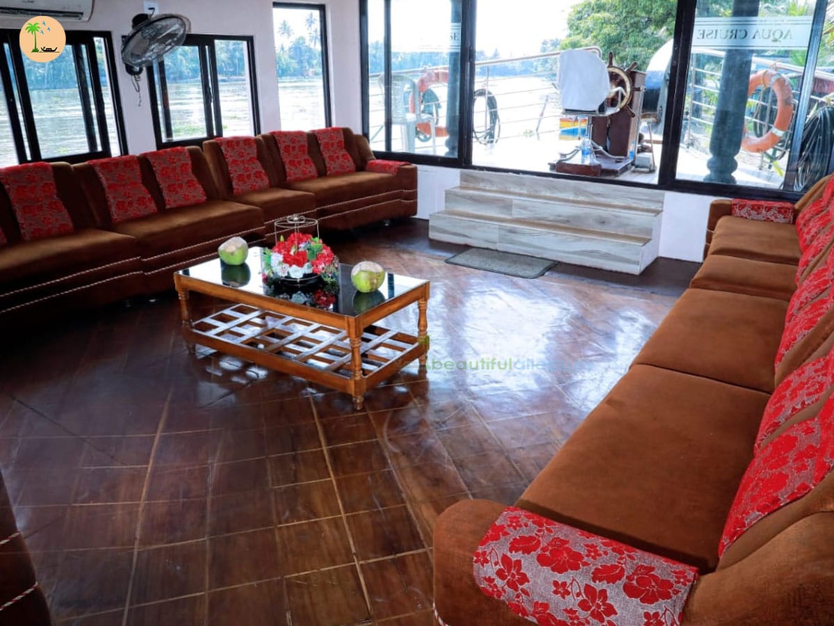 Six Bedroom Premium Houseboat with upper deck AQUA06