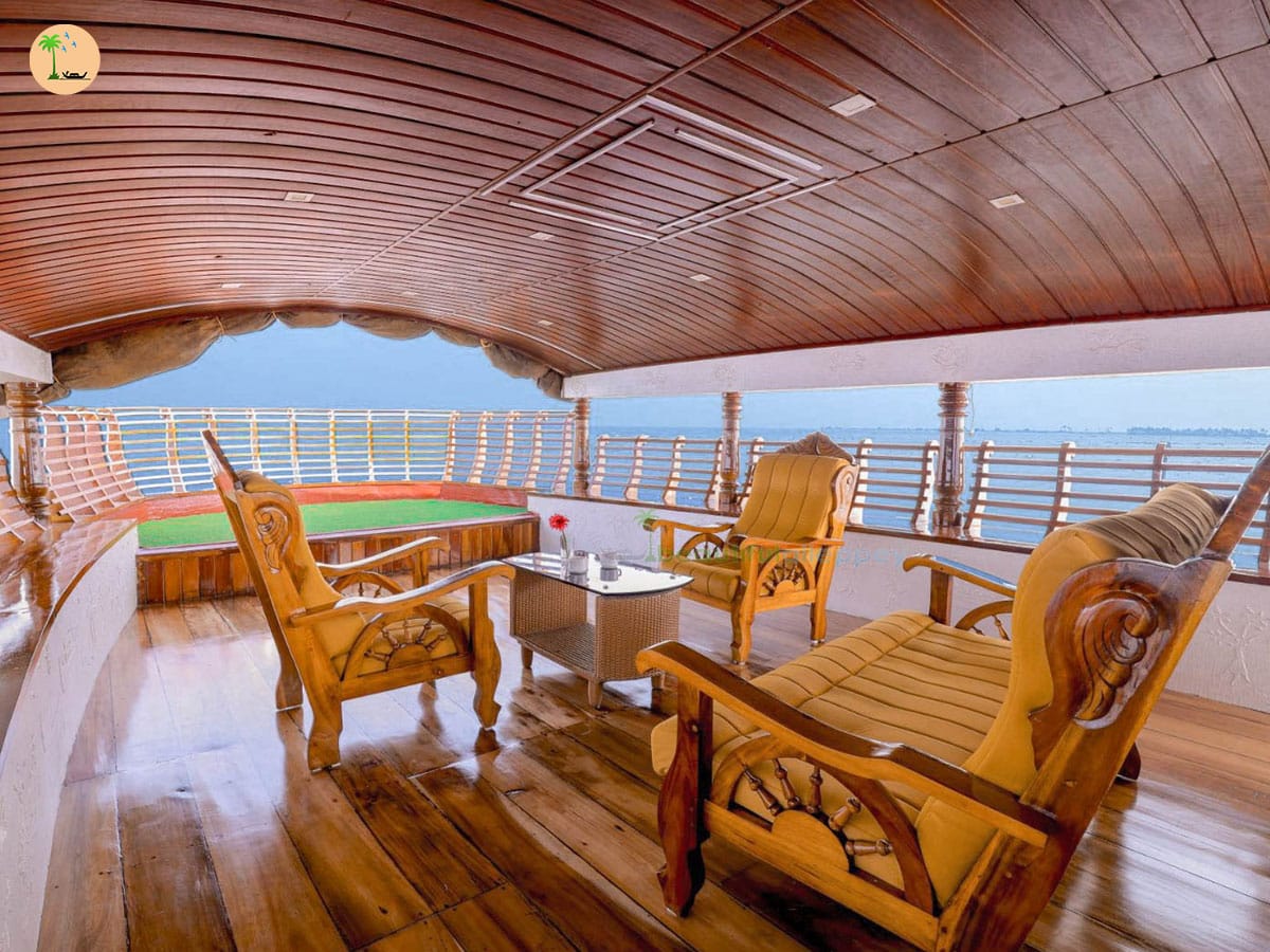 Two Bedroom Ultra Premium Houseboat with Upper Deck FIY02