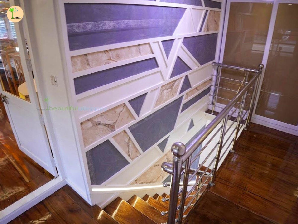 Five Bedroom Premium Houseboat with Upper Deck BLUE05