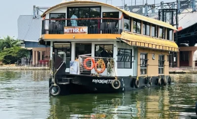 Mithram – Three Bedroom premium Houseboat with Upper Deck MIT03