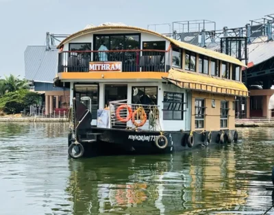 Mithram – Three Bedroom premium Houseboat with Upper Deck MIT03